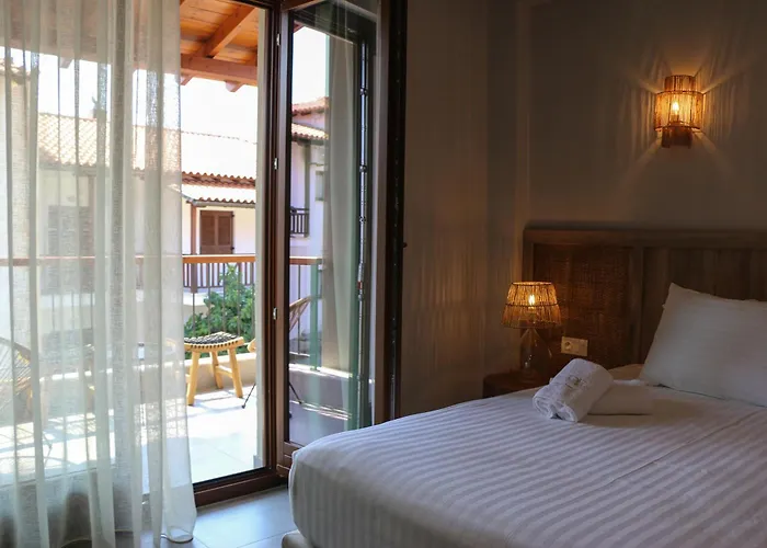 Konukevi Mple Boutique Ouranoupoli